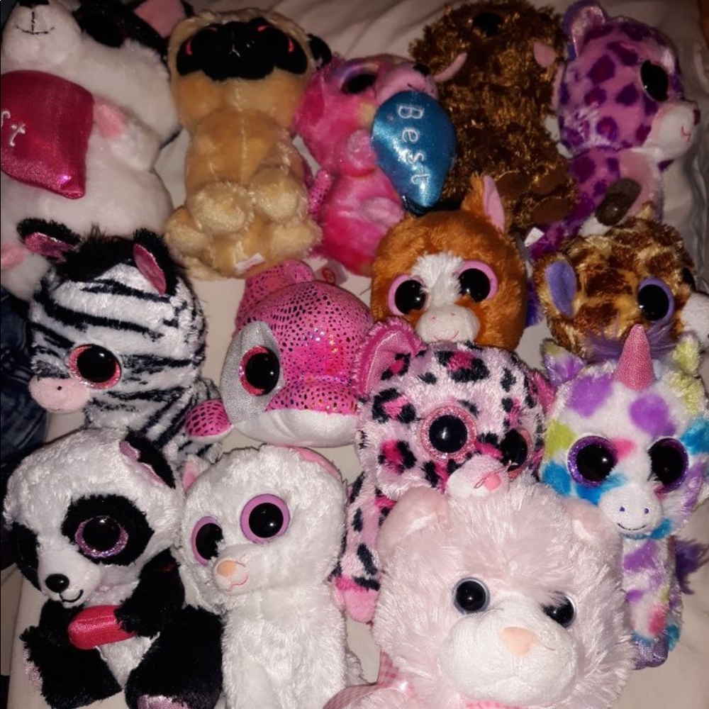 Stuffed animal lot